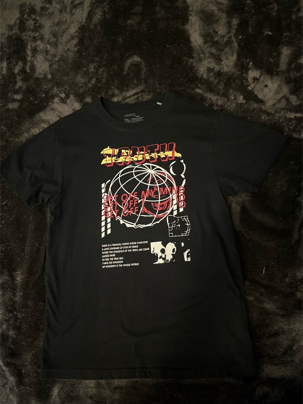 Vertical Graphic Short Sleeve Tee Black Size medium